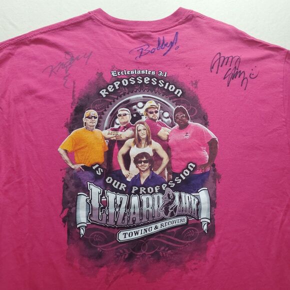 Signed Lizard Lick Towing & Recovery XL T-Shirt – Autographed Cast Back Graphic - Picture 5 of 8